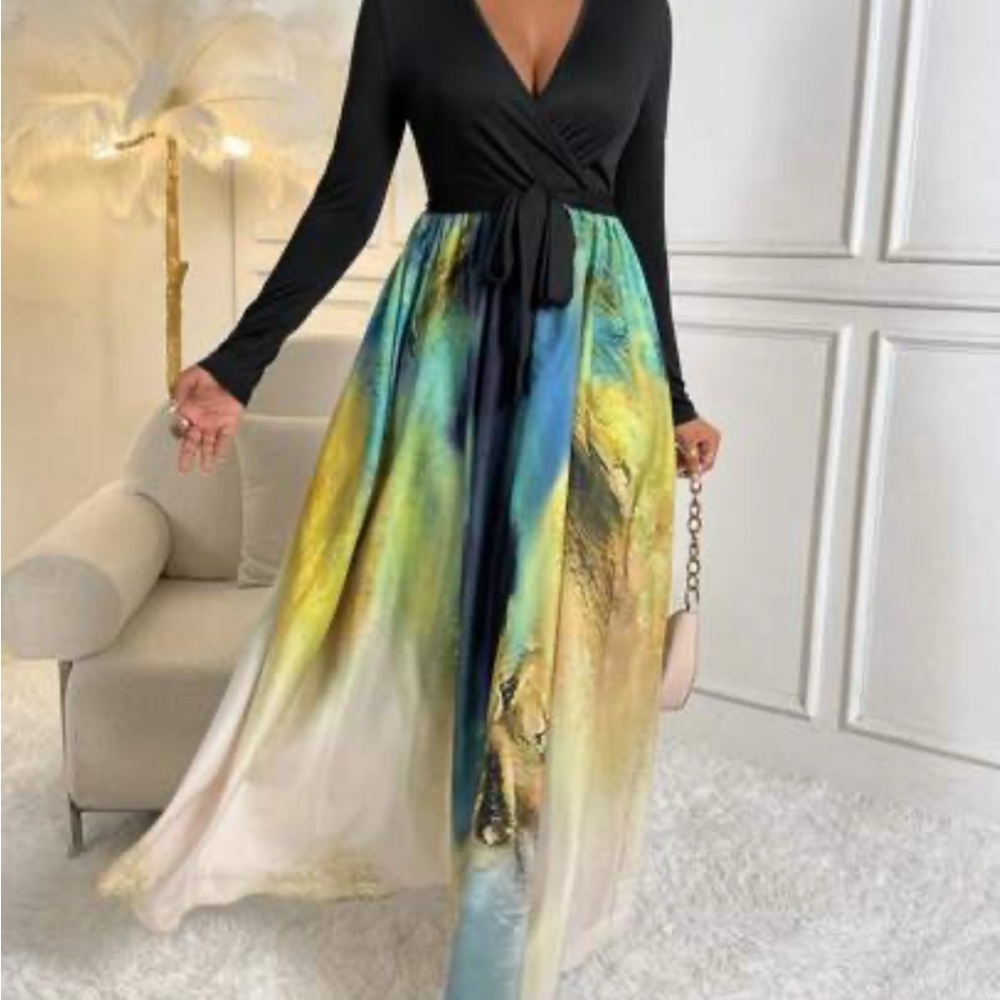 Black and Blue Fit and Flare Long Sleeve V-Neck Dress